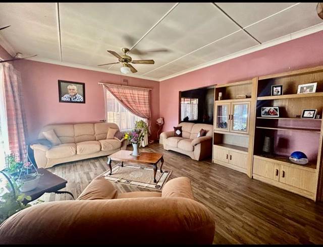 3 BEDROOM HOUSE FOR SALE IN VANDERBIJLPARK SW 1